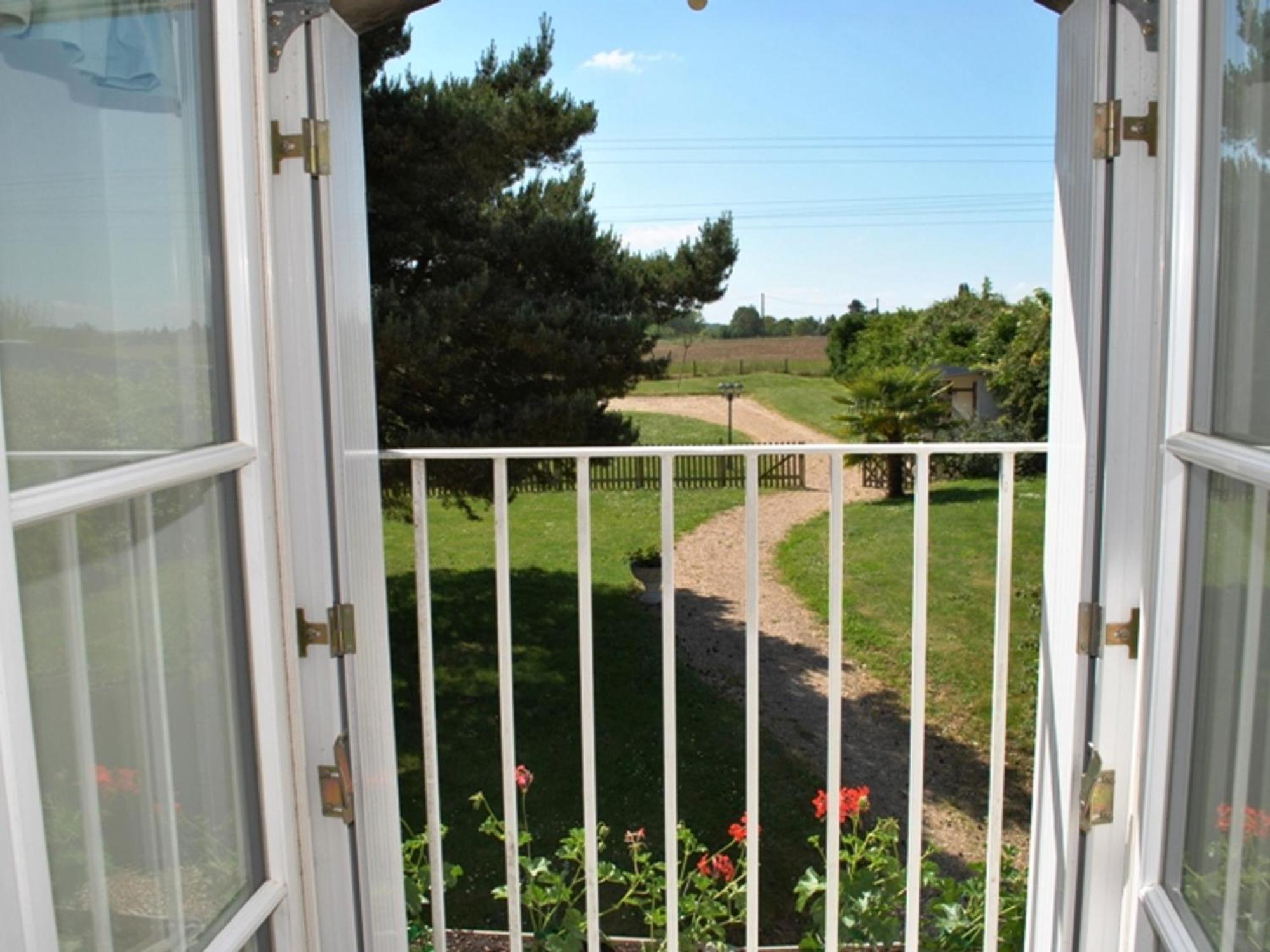 Gite De Charme Pres Des Chateaux De La Loire Avec Jardin, Terrasse Et Equipements Pour Familles - Fr-1-381-359 Azay-sur-Cher Eksteriør bilde